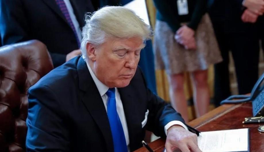 Trump Menjajaki Skema Tarif Baru Usai Mahkamah Agung AS Blokir Kebijakan Impor