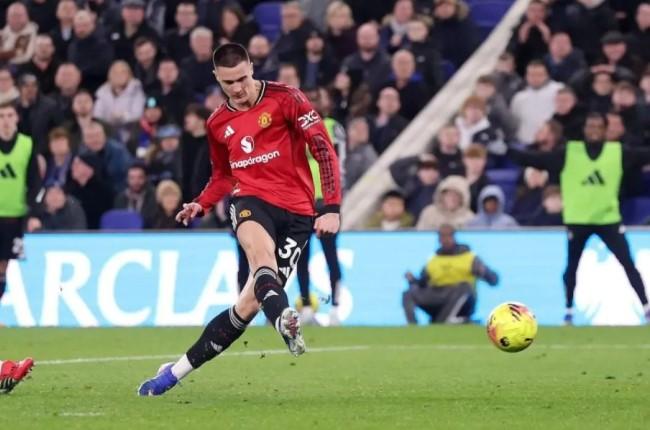 Gol Benjamin Sesko Antar Manchester United Kembali ke Empat Besar Usai Tundukkan Everton