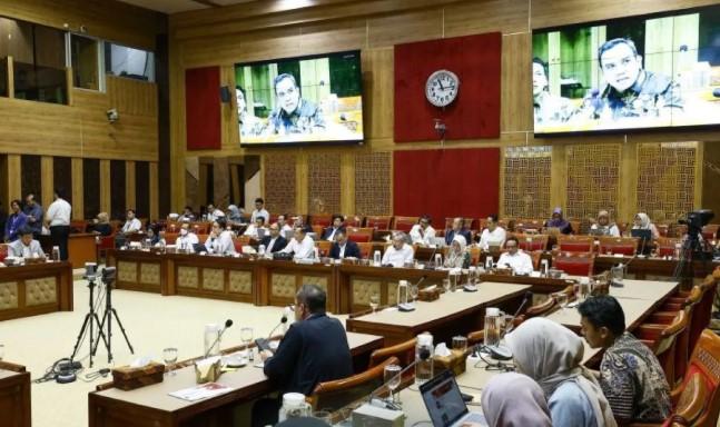 Kemdiktisaintek Siap Tindaklanjuti Masukan Komisi X DPR RI soal Isu Strategis Pendidikan