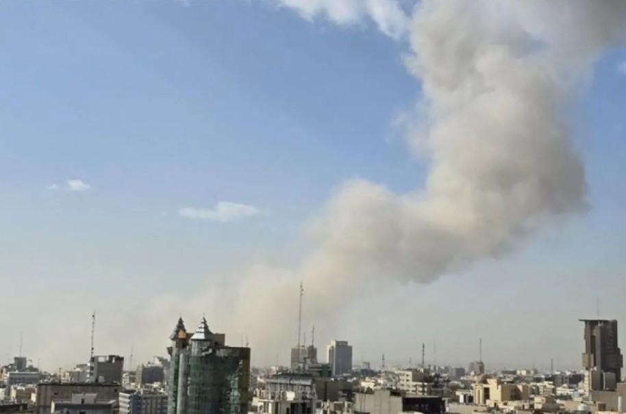 Presiden Donald Trump Mengumumkan Operasi Tempur Besar Militer AS di Iran untuk Lindungi Warga Amerika