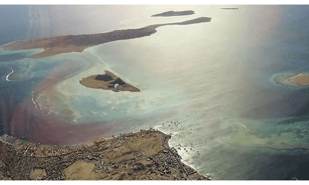 IRGC Umumkan Penutupan Selat Hormuz di Tengah Memanasnya Konflik Timur Tengah