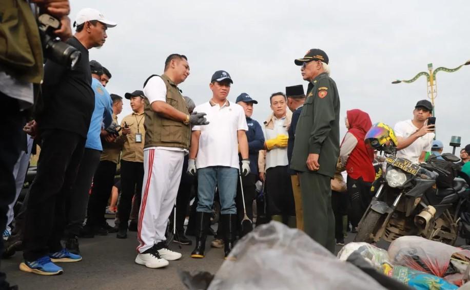 Menteri LH Panggil Pemkab Bekasi untuk Pertanggungjawaban Pengelolaan Sampah di Kawasan Industri Terbesar Asia Tenggara