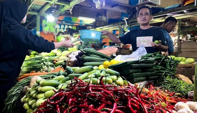Harga Bawang Merah Rp47.650/Kg dan Cabai Rawit Rp68.550/Kg pada Selasa Pagi