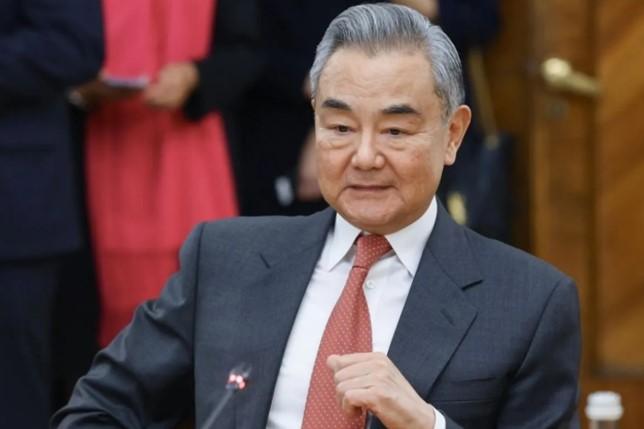 China Konsolidasikan Diplomasi dengan Iran, Oman, dan Prancis di Tengah Eskalasi Konflik Timur Tengah