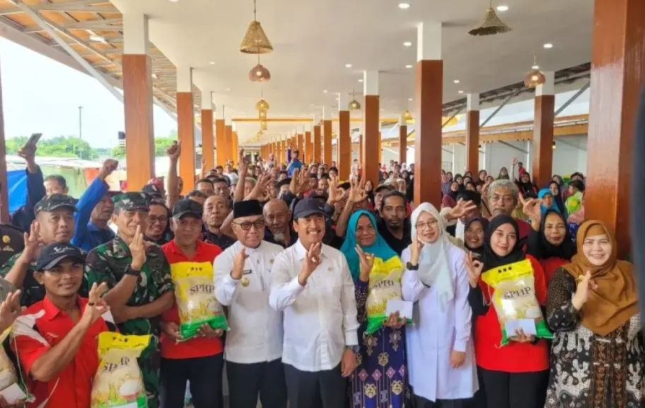 Menteri Kelautan dan Perikanan Tambah SPBN dan Bantuan Kapal untuk Nelayan Banyuwangi