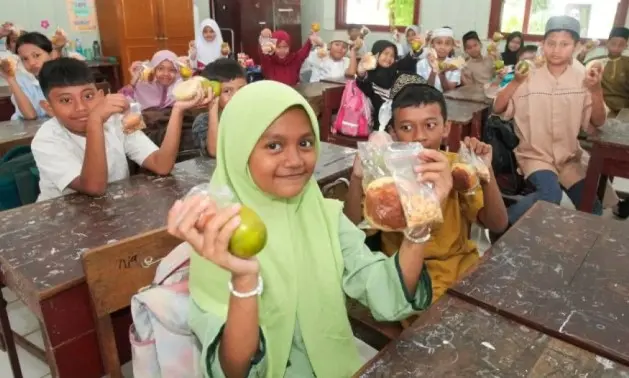 Anggota DPR Indah Kurnia Ajak Masyarakat Awasi dan Sukseskan Program Makan Bergizi Gratis