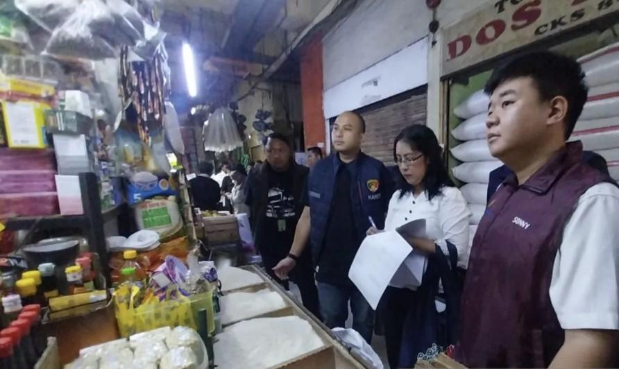 Satgas Saber Polda Metro Jaya Temukan Sejumlah Harga Bahan Pokok Melebihi Acuan Saat Sidak di Pasar Kopro