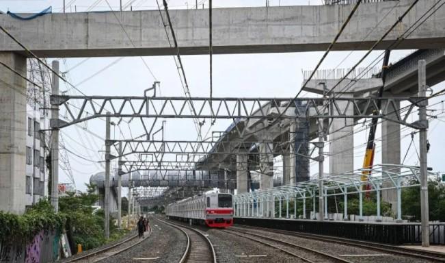 Pramono Anung Sebut Akses ke JIS Kini Makin Mudah, KRL Segera Berhenti Langsung di Stasiun Stadion