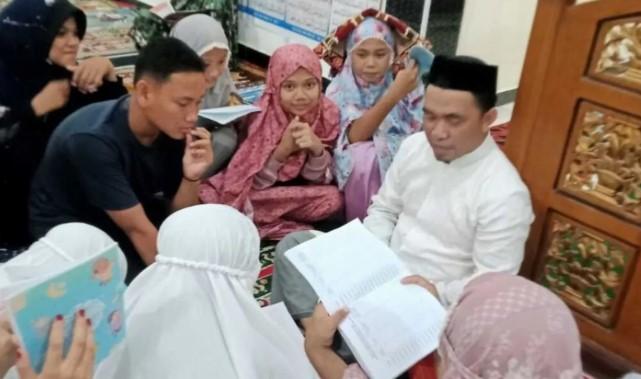 Windra Lagarusu Ajak Generasi Z Pahami Keutamaan Shalat dalam Safari Ramadhan di Gorontalo Utara