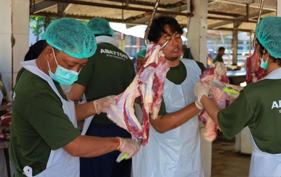Obral Iga Rp50 Ribu per Kilogram Warnai Pasar Murah Ramadhan di 15 Titik Kelurahan Surabaya