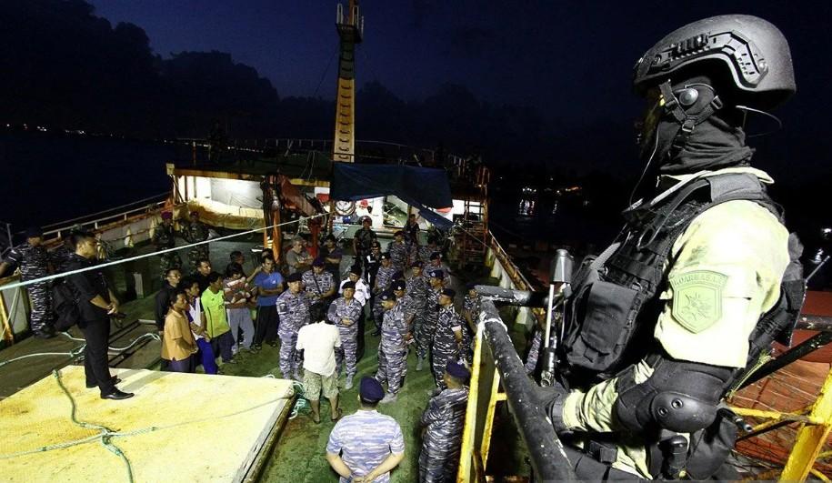 TNI Berhasil Membebaskan Empat ABK WNI yang Diculik Perompak di Perairan Gabon Setelah Negosiasi Panjang