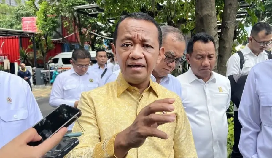 Bahlil Lahadalia Pastikan Harga Pertalite Tidak Naik Meski Harga Minyak Dunia Tembus 118 Dolar AS