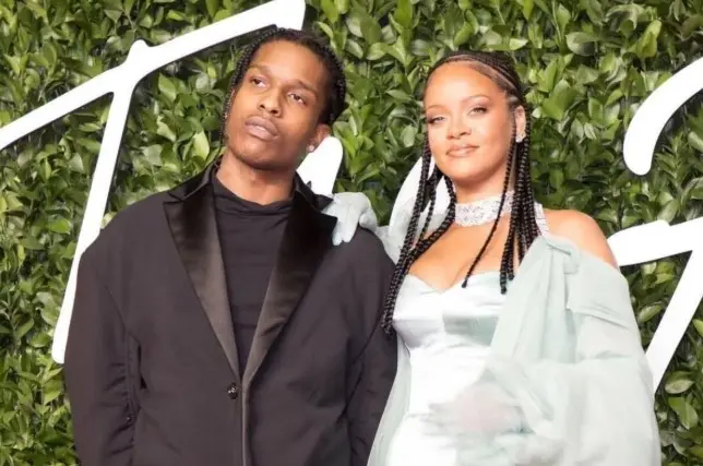 Rumah Rihanna di Beverly Hills Ditembaki Perempuan dari Mobil Tesla, Polisi Lepaskan Pengejaran hingga Pelaku Tertangkap