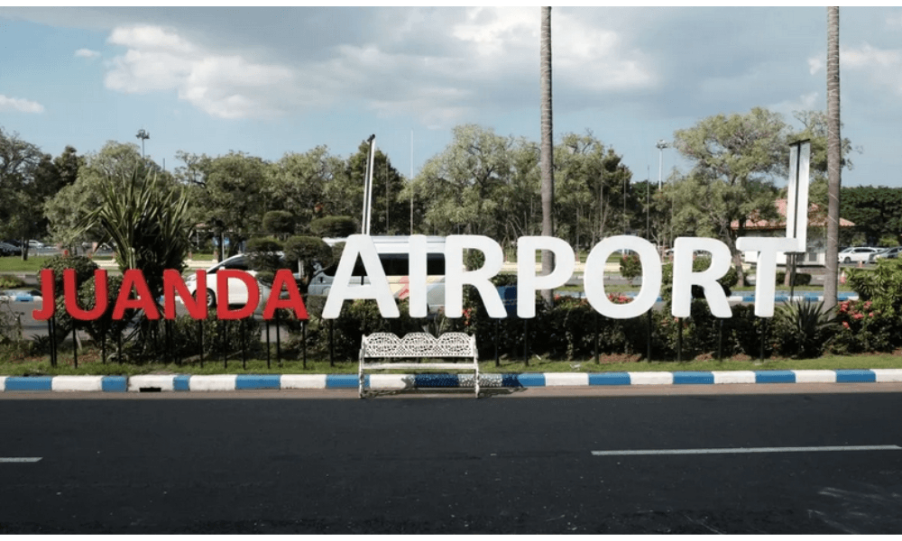 Cuaca Ekstrem di Sidoarjo Ganggu Operasional Bandara Juanda, 15 Penerbangan Terdampak