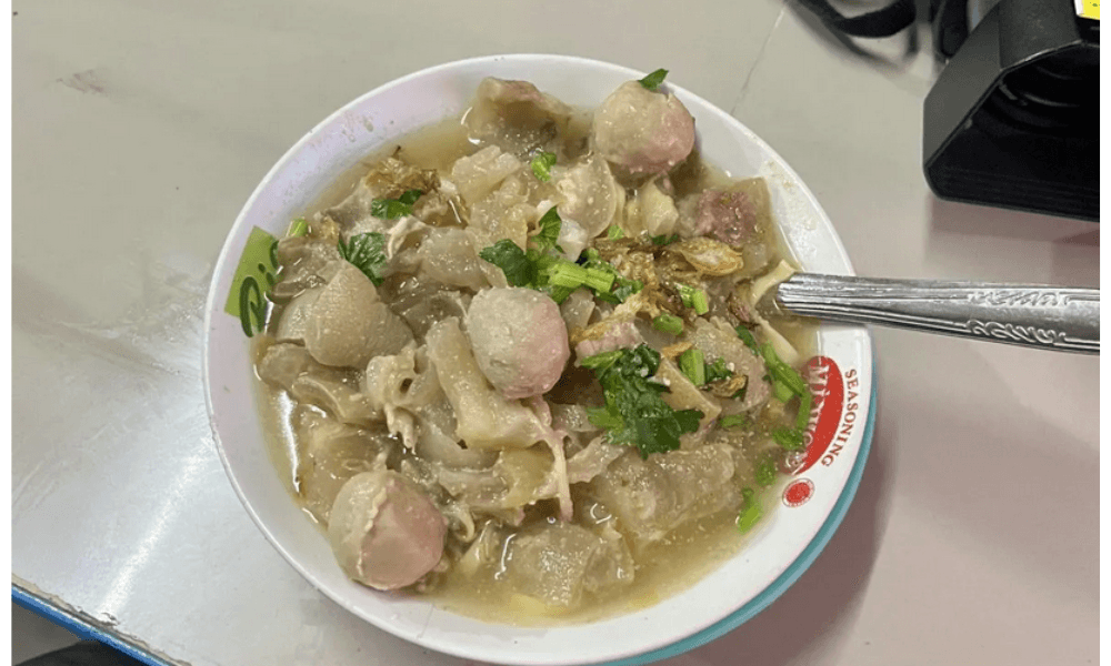 Mie Kocok Mang Nanang Tea Jadi Pilihan Kuliner Pemudik Saat Melintasi Kota Bandung