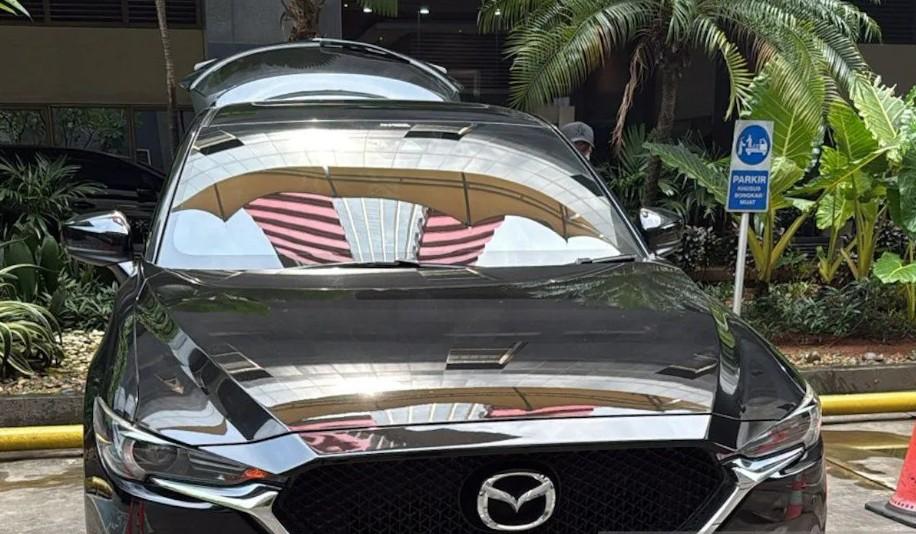 KPK Sita Mobil dan Uang 78 Ribu Dolar Singapura dalam Penyidikan Korupsi Bea Cukai