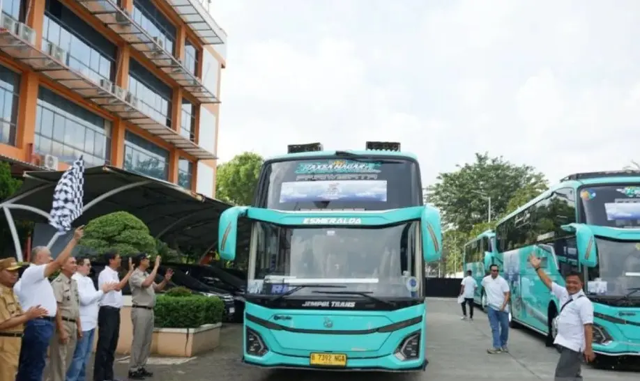 Program Mudik Gratis PT JIEP Fasilitasi 250 Warga Pulang ke Semarang, Solo, dan Surabaya Jelang Idul Fitri 1447 H