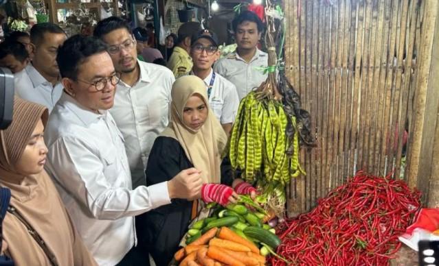 Mendag Budi Santoso Pastikan Harga Bahan Pokok Stabil Jelang Lebaran Usai Tinjau Pasar Rawasari