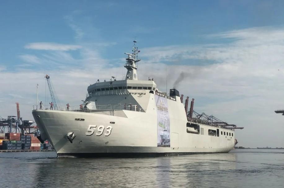 TNI AL Berangkatkan 1.447 Pemudik Gratis dengan KRI Banda Aceh Menuju Semarang dan Surabaya