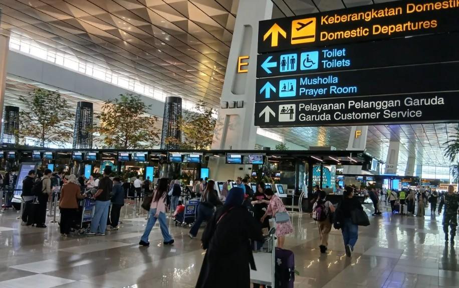 Puncak Arus Mudik Lebaran 2026 di Bandara Soetta Tembus 184 Ribu Penumpang dalam Sehari