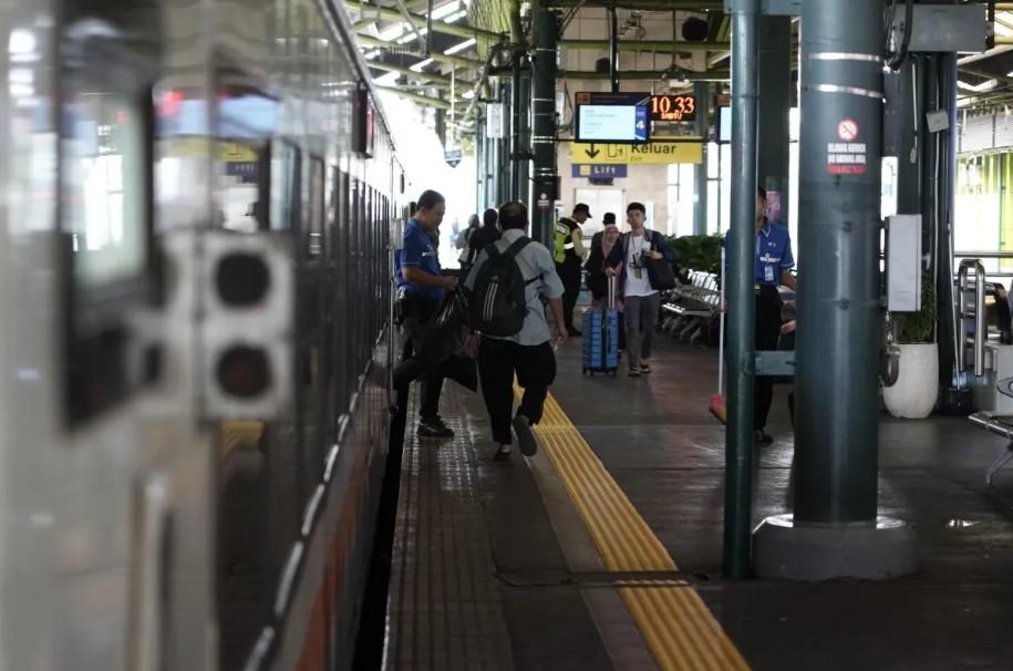 KAI Daop 1 Jakarta Pastikan 293 Ribu Kursi Arus Balik Lebaran 2026 Masih Tersedia dan Diskon Tiket Berlanjut