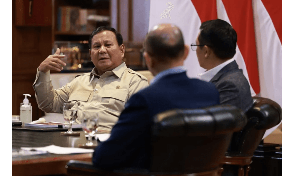 Prabowo Targetkan Pertumbuhan Ekonomi 8 Persen Lewat Program Penciptaan Lapangan Kerja