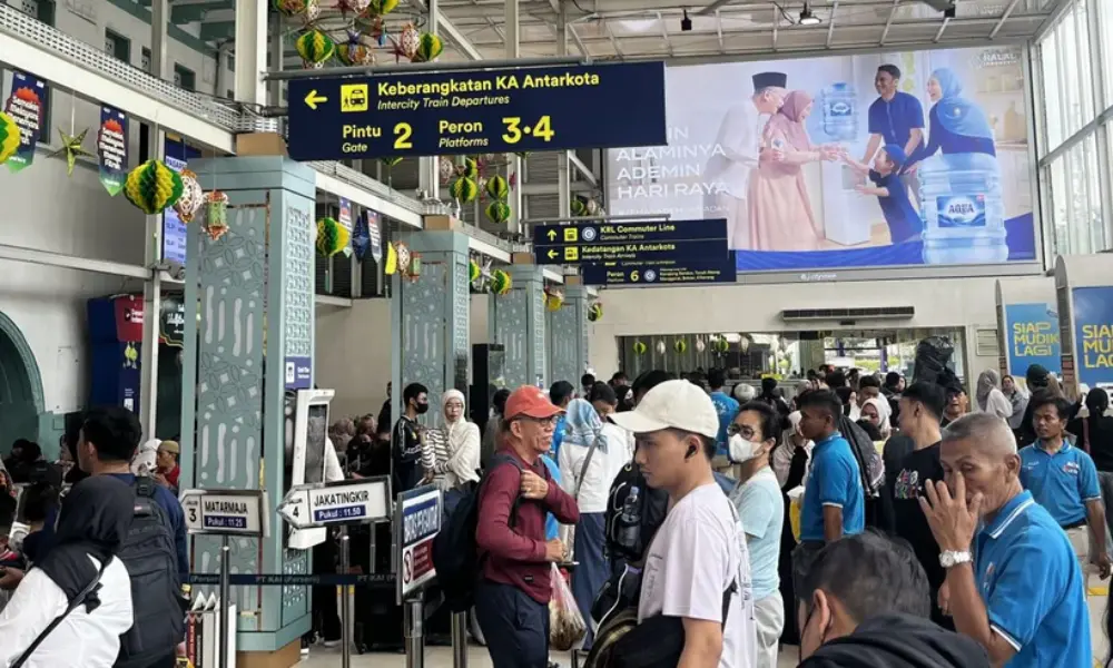 Arus Balik Lebaran Mulai Terjadi, Puluhan Ribu Penumpang Tiba di Jakarta