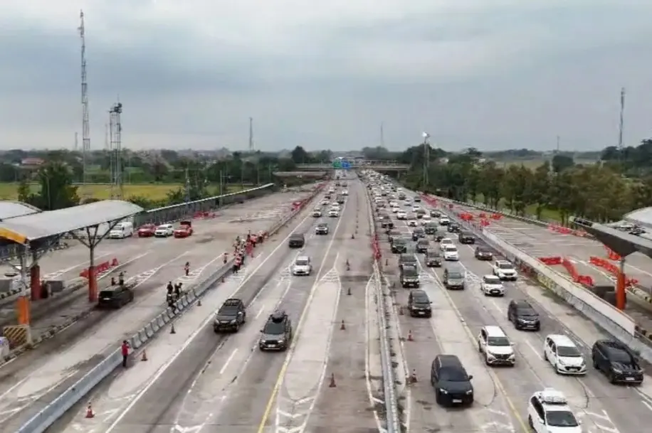 Rekayasa One Way Menuju Jakarta Diberlakukan di Tol Cipali, Volume Kendaraan Naik Signifikan