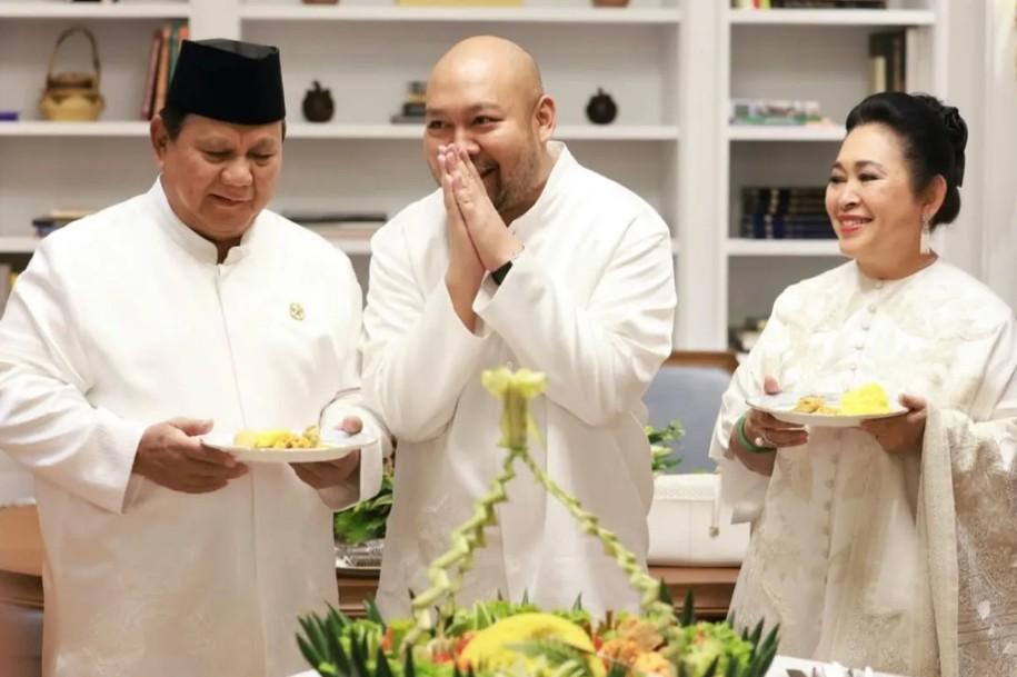 Presiden Prabowo Rayakan Idul Fitri dan Ulang Tahun Putranya Didit dalam Suasana Keluarga yang Hangat