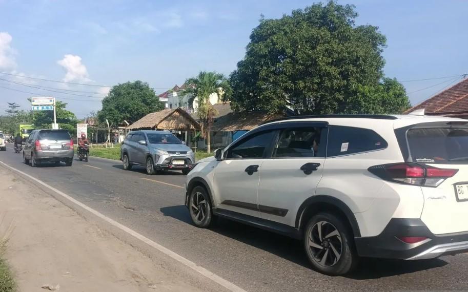 Puncak Arus Balik Lebaran 2026 di Jalinsum Muara Enim Padat Namun Lancar Tanpa Kemacetan Berarti