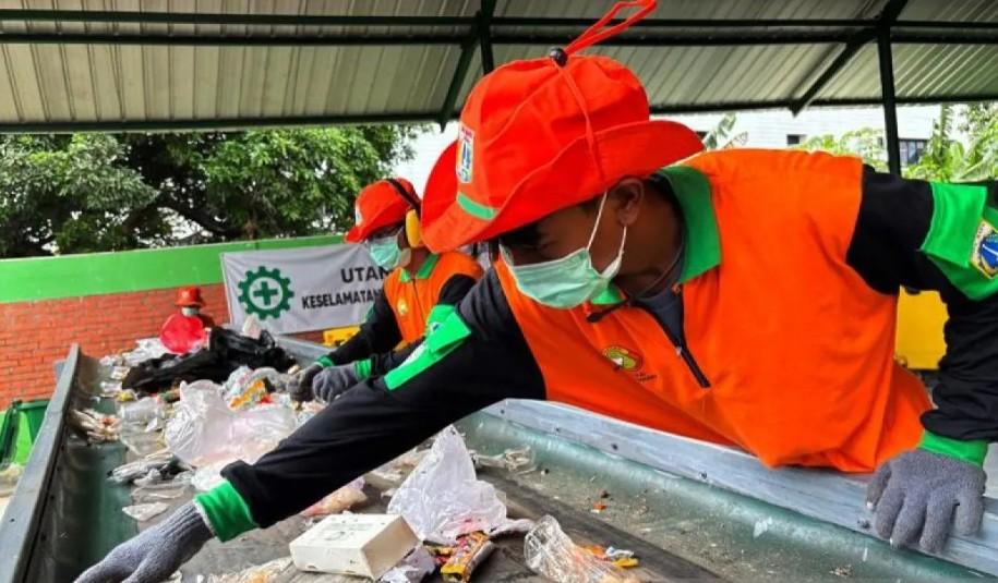 Pemprov DKI Jakarta Perkuat Edukasi Pemilahan Sampah dari Tingkat RW hingga TPS