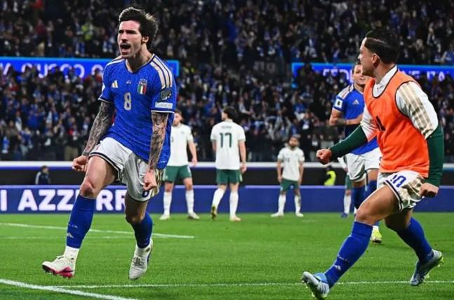 Italia Tundukkan Irlandia Utara 2-0 dan Jaga Asa Lolos ke Piala Dunia 2026