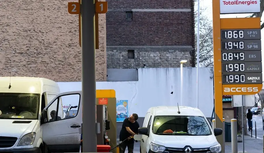 Prancis Izinkan Penjualan Solar di Bawah Standar demi Cegah Kelangkaan BBM Akibat Krisis Energi Global