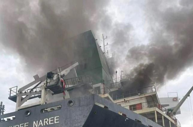 Lebih dari 350 Kapal Tertahan di Selat Hormuz, Iran Perketat Izin Lintas di Tengah Perang