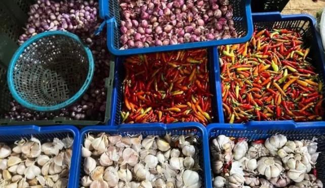 Harga Cabai Rawit Tembus Rp81.950 per Kg, Daging Ayam Rp42.500 Menurut Data PIHPS