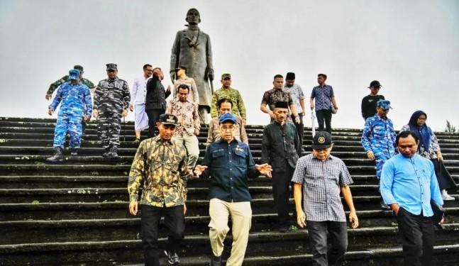 Fadli Zon Sebut Markas Gerilya APRI Pacitan Bukti Perjuangan Fisik Indonesia di Mata Dunia