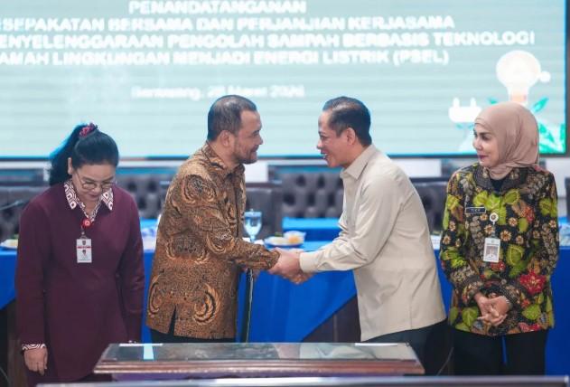 Pemprov Jateng, Pemkot Semarang, dan Pemkab Kendal Bersinergi Ubah Sampah Jadi Energi Listrik
