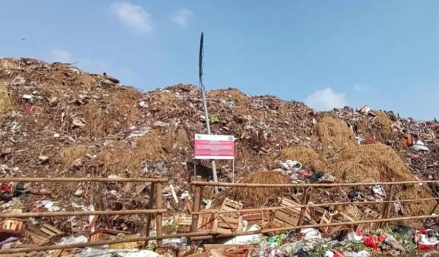 Dinas LH Jakarta Timur Tangani Tumpukan Sampah di Pasar Induk Kramat Jati Selama Tiga Hari