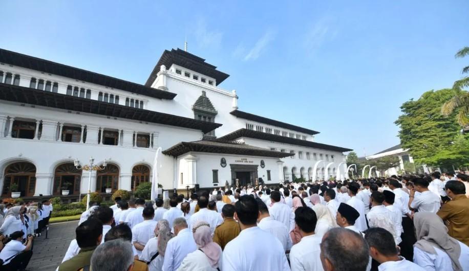 Gubernur Dedi Mulyadi Sebut Kebijakan WFH ASN Jawa Barat Efektif dan Lampaui Target Kinerja