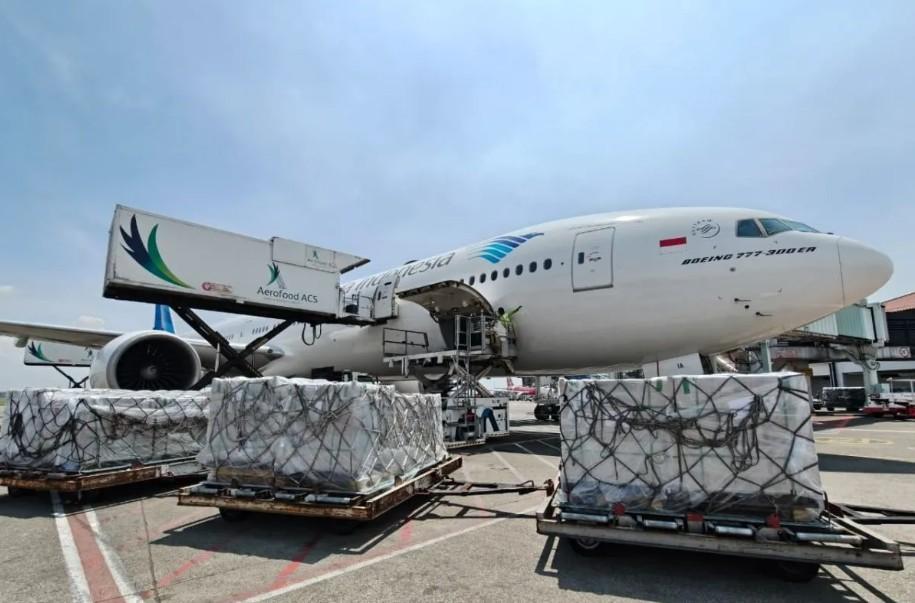 Garuda Indonesia Kirim 15 Ton Makanan Siap Saji untuk Jamaah Haji 2026 ke Jeddah