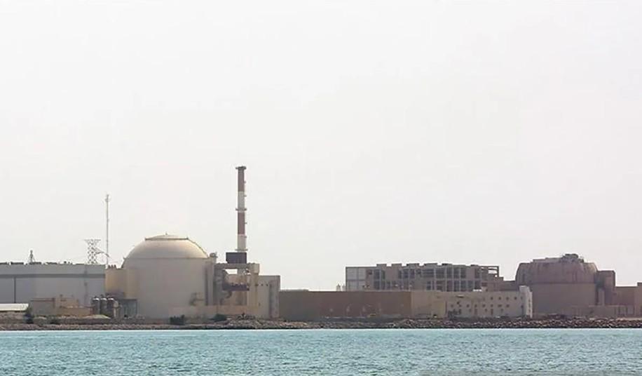 Serangan Dekat PLTN Bushehr Tewaskan Pekerja, IAEA Soroti Risiko Keamanan Nuklir