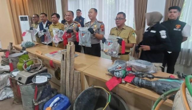 Polresta Banyumas Bongkar Tambang Emas Ilegal di Gumelar, Tiga Orang Jadi Tersangka