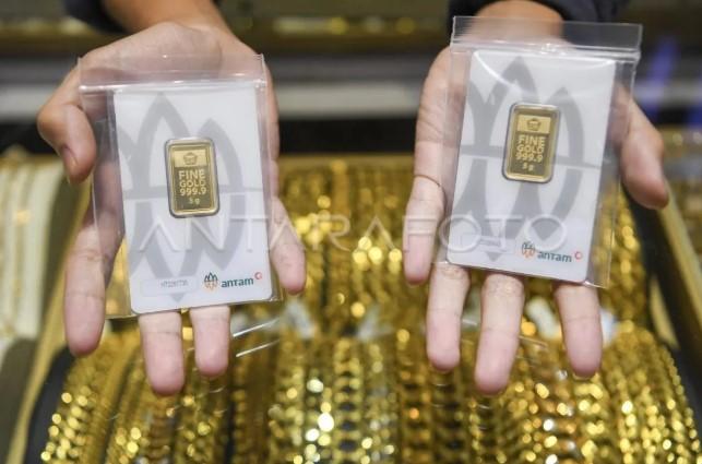 Harga Emas Antam Turun Tajam Rp141 Ribu Menjadi Rp2,831 Juta per Gram pada Senin Pagi
