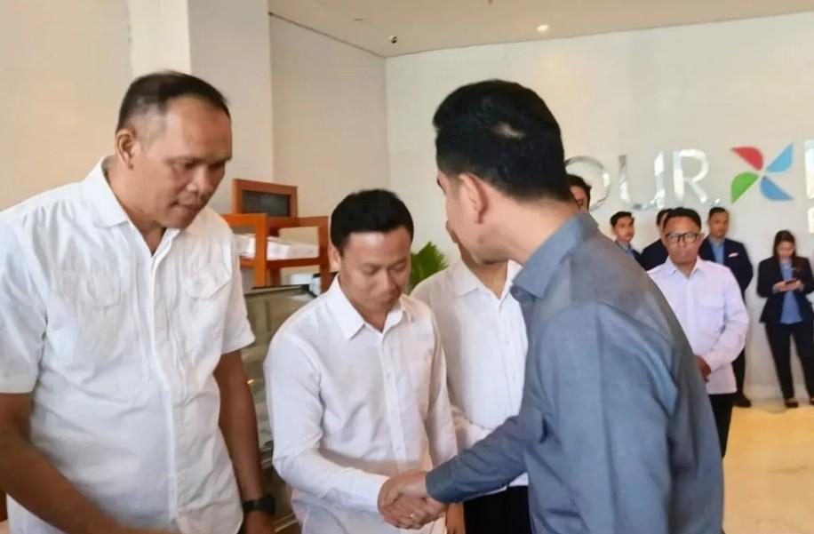 Relawan Sulawesi Utara Bangga Bertemu Wapres Gibran Saat Kunjungan Kerja Pascagempa di Manado