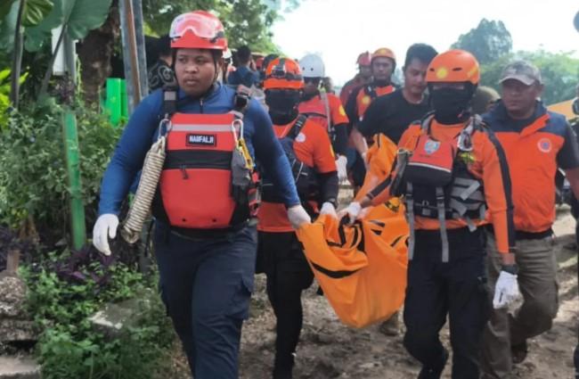 BPBD Evakuasi Anak Tewas Tenggelam Usai Terperosok ke Gorong-Gorong di Jakarta Barat