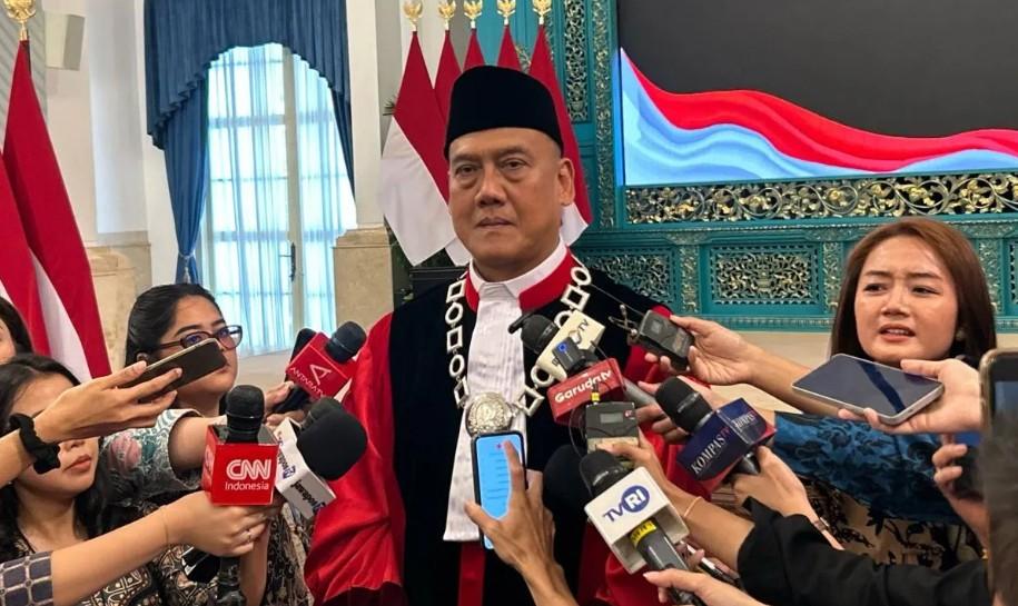 Liliek Prisbawono Adi Resmi Dilantik Jadi Hakim MK, Tegaskan Siap Jaga Konstitusi dengan Integritas Tinggi