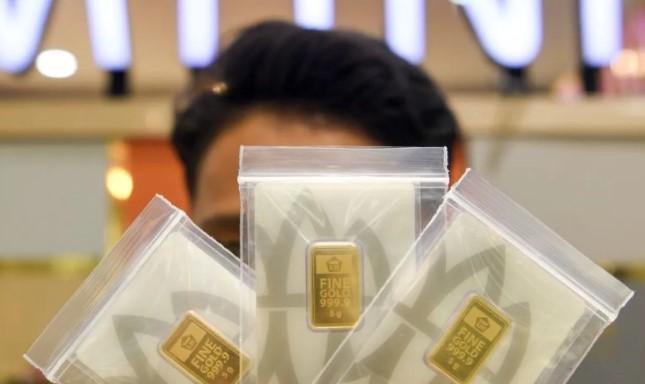 Harga Emas Antam Naik Rp7.000 Jadi Rp2,857 Juta per Gram pada Jumat Pagi