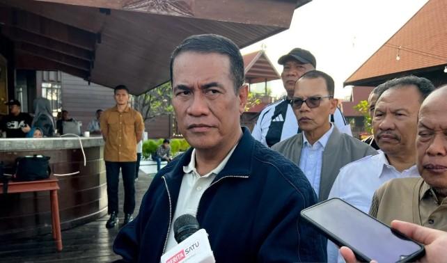 Mentan Amran Dukung Inovasi Pakan Ayam Probiotik IPB dan Siap Ajukan ke Presiden