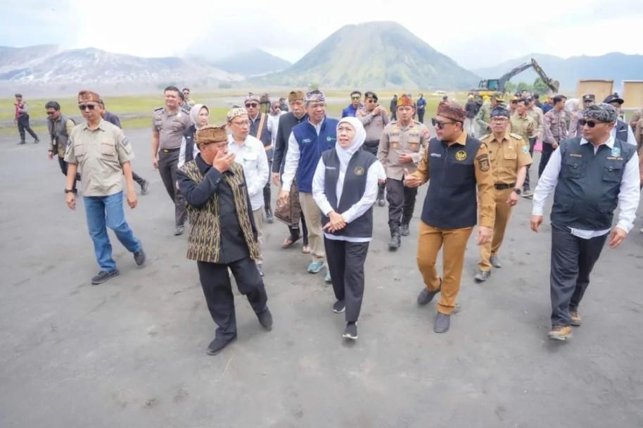 Khofifah Resmikan Pembangunan Jalur Lingkar Kaldera Tengger untuk Transformasi Wisata Bromo Berkelanjutan