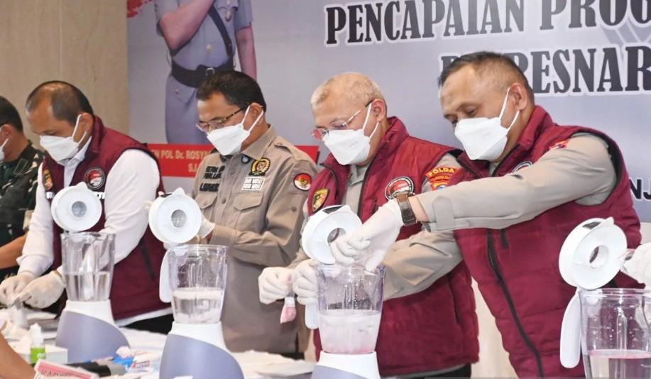 Polda Kalsel Musnahkan 75,2 Kg Sabu dan Ribuan Ekstasi, Puluhan Tersangka Diamankan